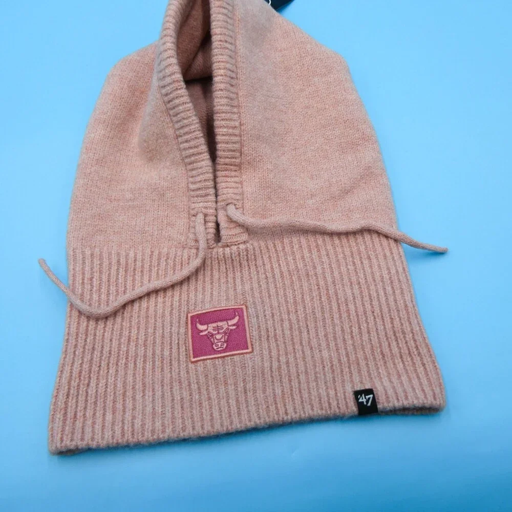 '47 Brand Chicago Bulls Winter Hat Womens Light Pink‎ Snood Hood Unisex NBA New